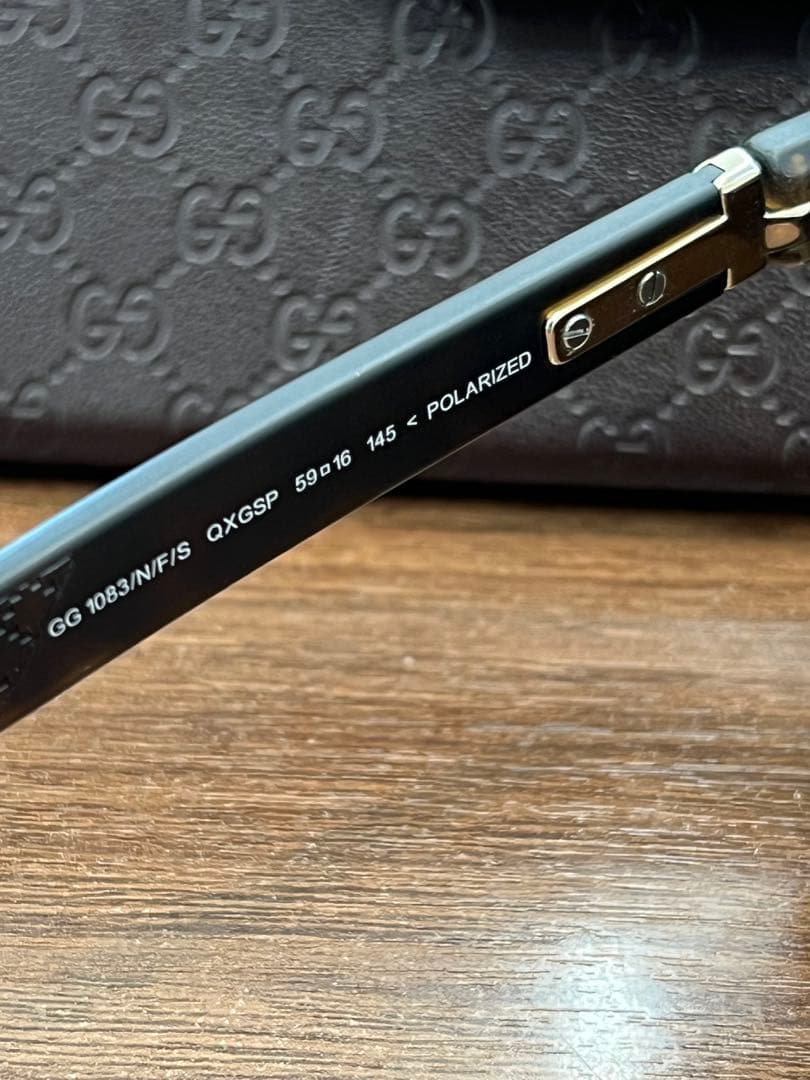ほぼ未使用　GUCCI ブラウンサングラスブラウンレンズ ケース付き