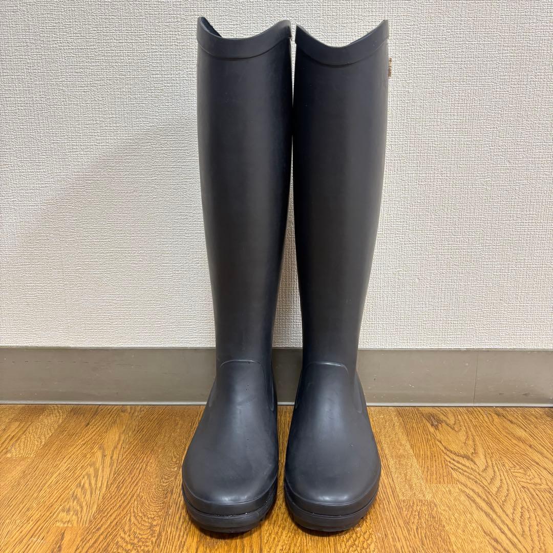 ダイアナ　レインブーツ　ロゴ金具つきレインブーツ