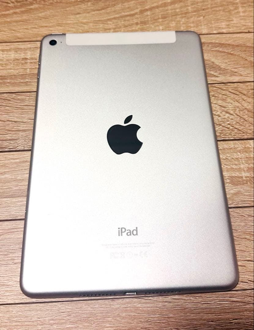 転校生 【美品】iPadmini4 A1550 SIMフリー
