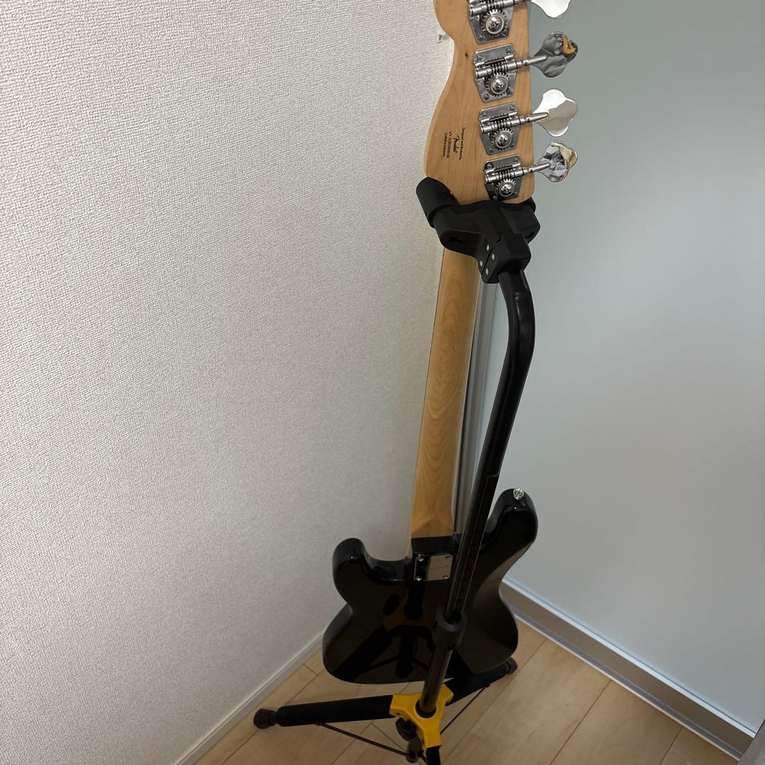 Fender Squier Precision Bass ブラック