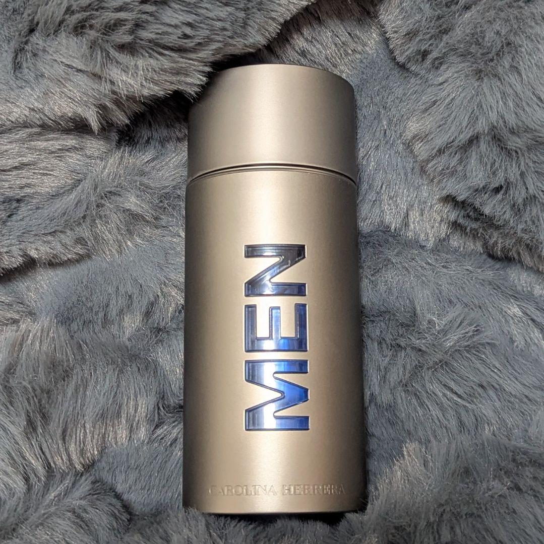香水(男性用) Carolina Herrera 212 Men NYC 100ml