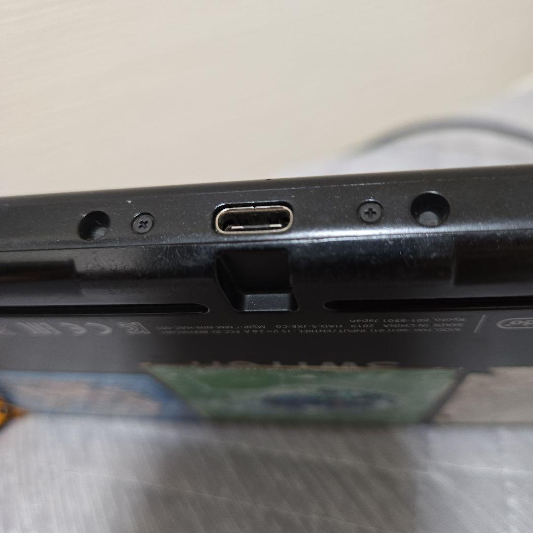 ニンテンドースイッチ バッテリー強化版 本体・SDカードのみ 2019年製