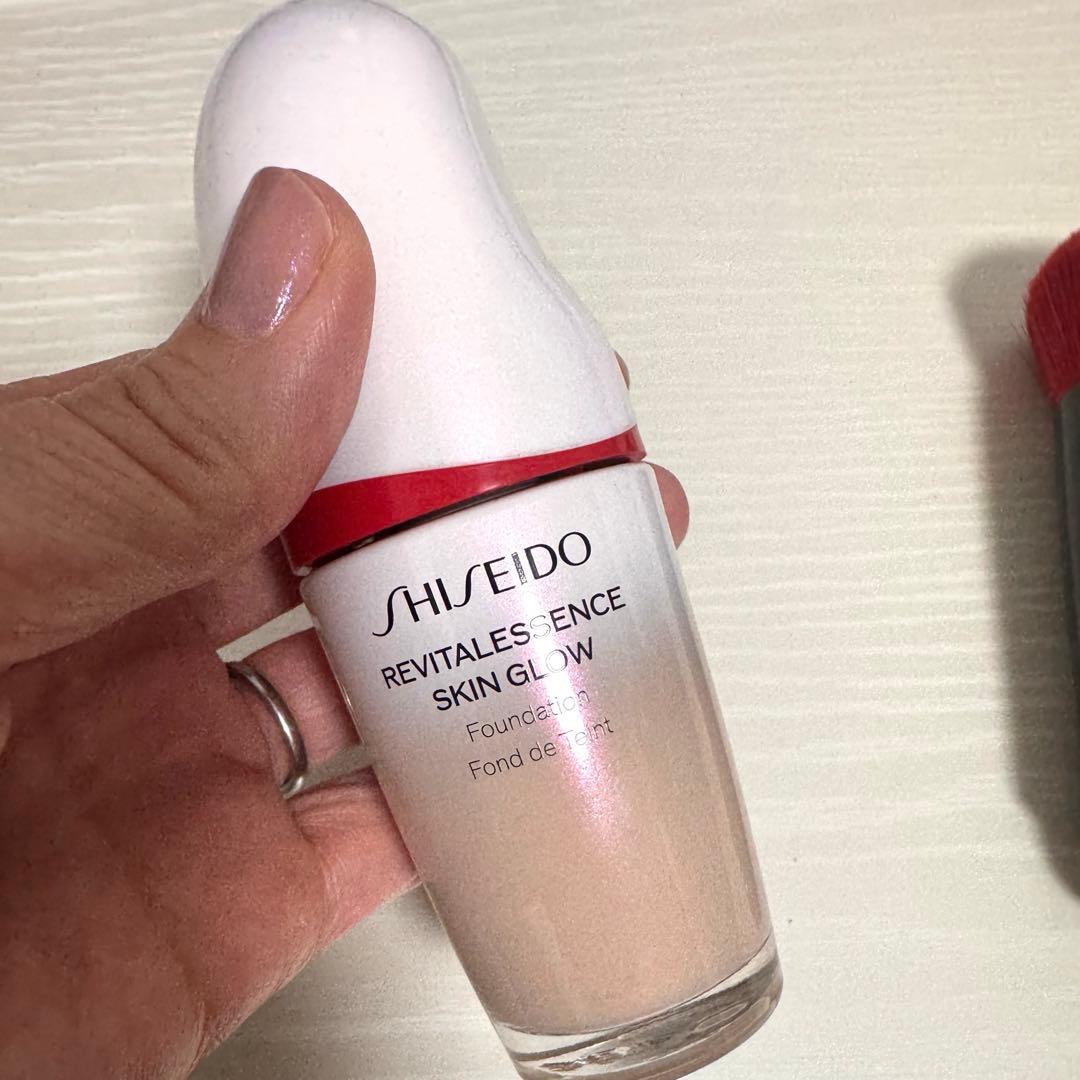 【数回使用】資生堂エッセンス　スキングロウファンデ フェイスデュオブラシセット