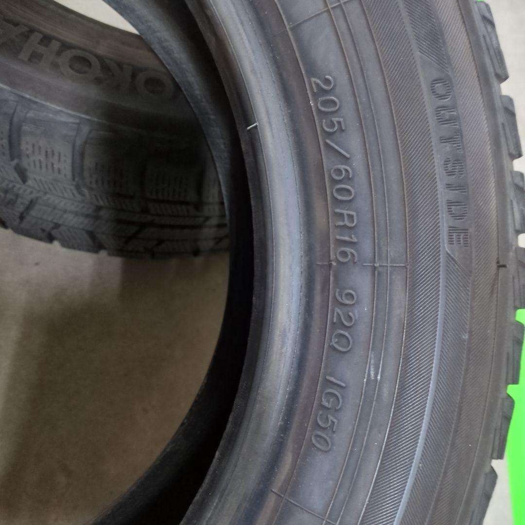 205/60R16ヨコハマスタッドレス2本