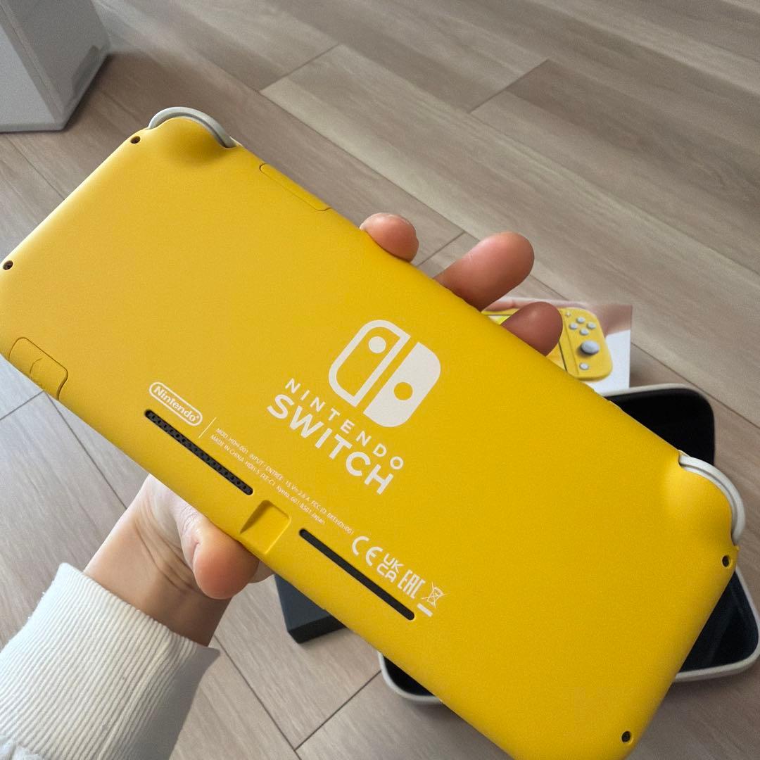 Nintendo Switch Lite イエロー 充電器付き