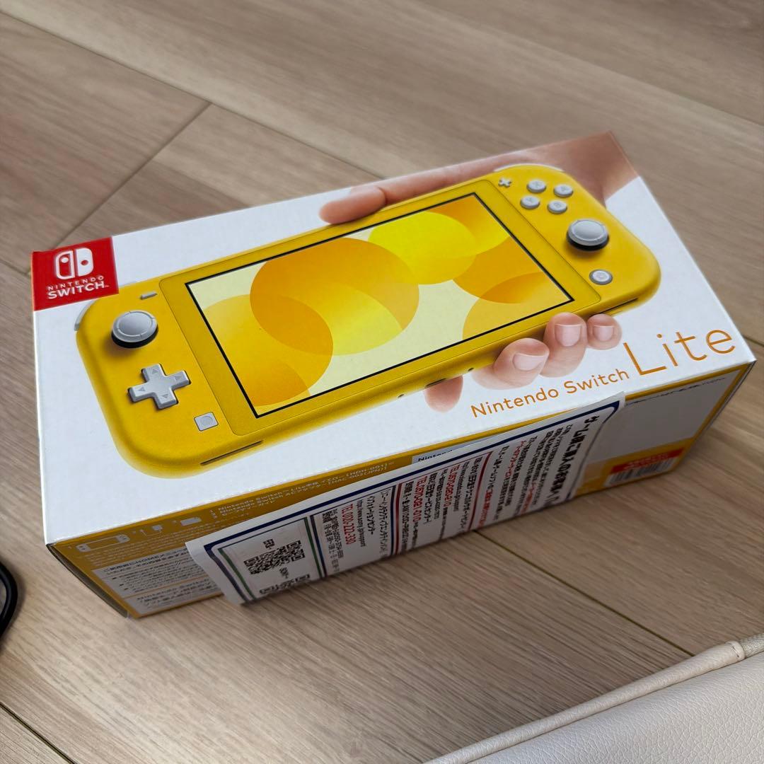 Nintendo Switch Lite イエロー 充電器付き