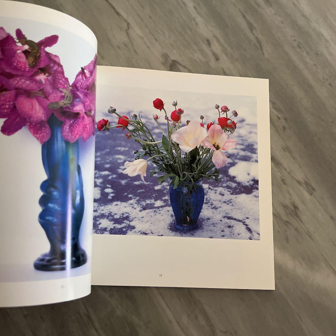 FLOWERS　著：荒木経惟　展覧会図録