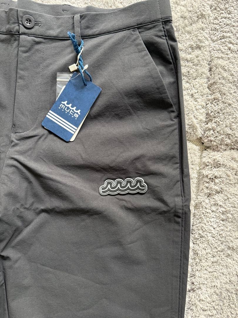【新品】定価28,600円‼️mutaストレッチナイロンパンツ　グレーXL