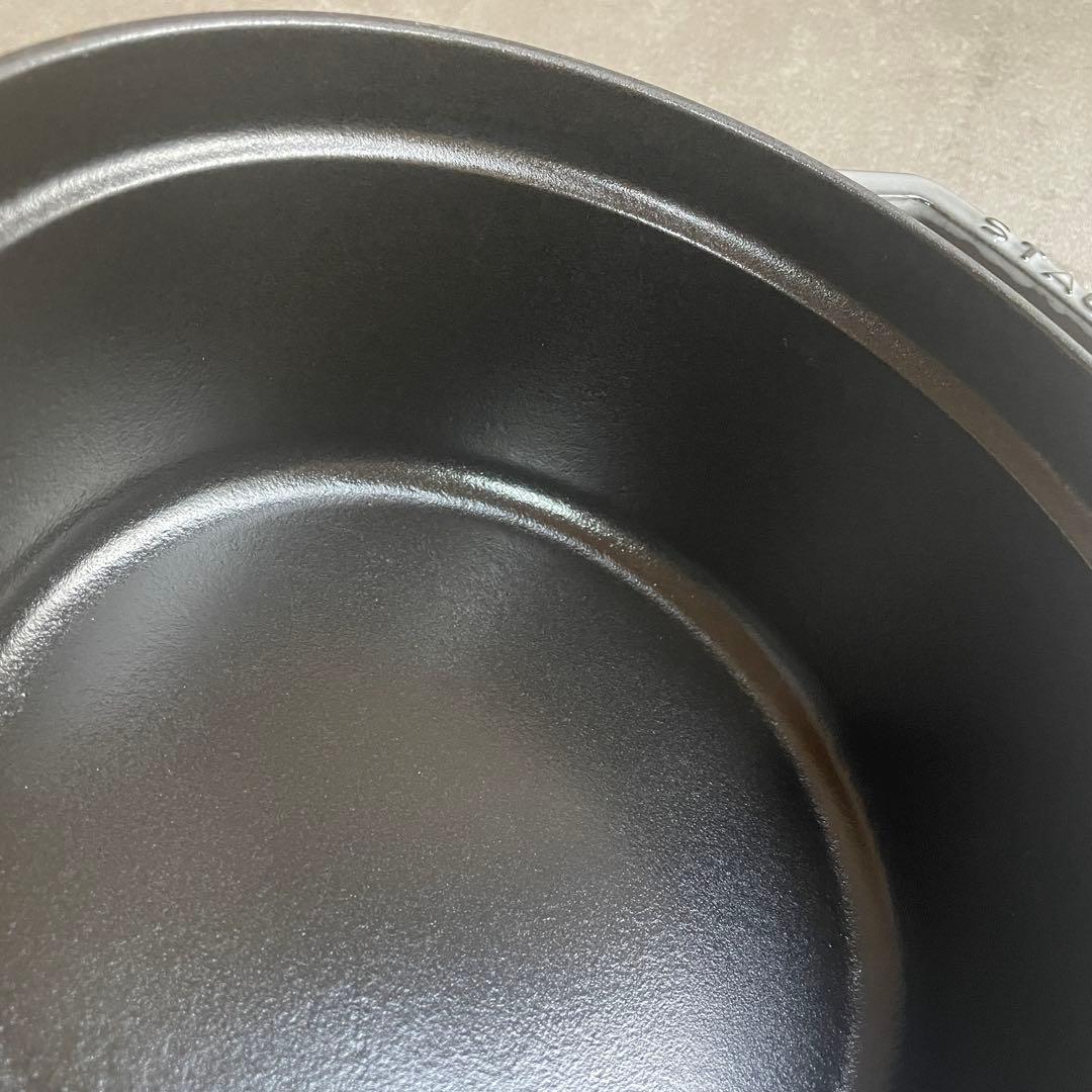 美品　Staub ストウブ ピコ・ココット ラウンド 20cm グレー