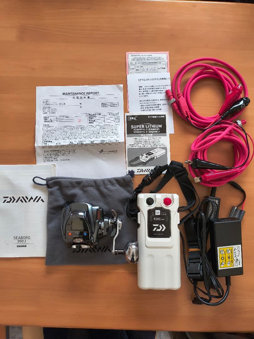 ダイワ　DAIWA SEABORG 300J 電動リール　バッテリー　中古