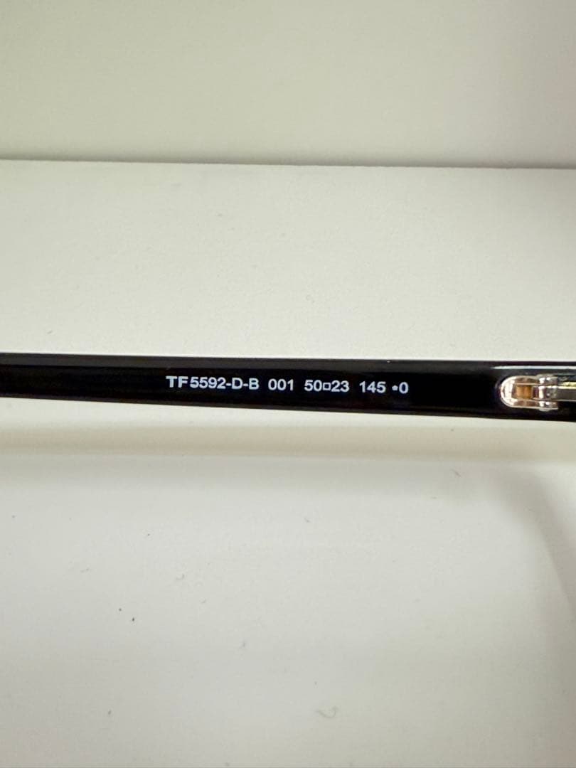 TOMFORD TF5592-D-B 度なし　サングラス　お値引依頼機能ok