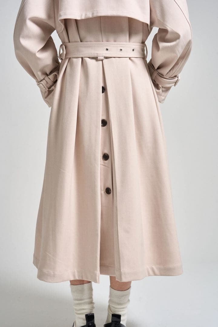 the toé Meteora Trench Coat