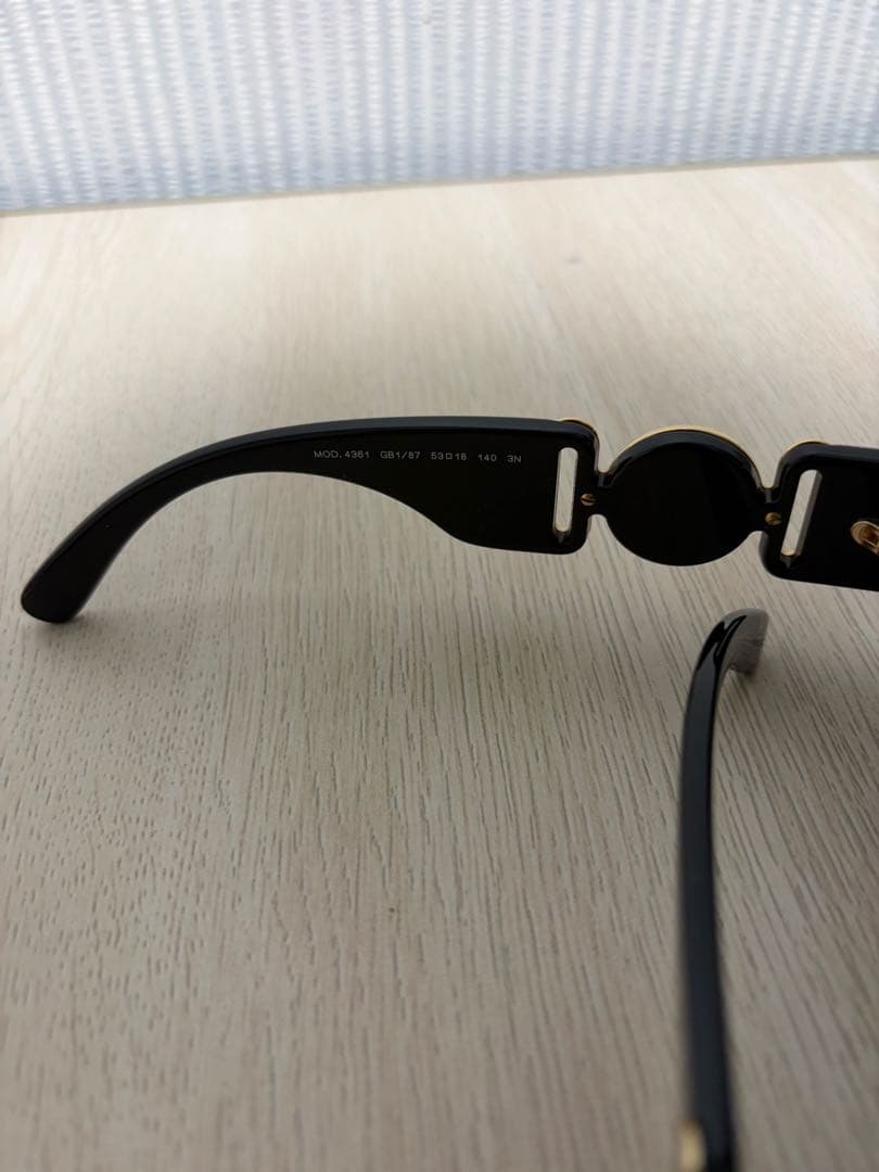 VERSACEヴェルサーチサングラス