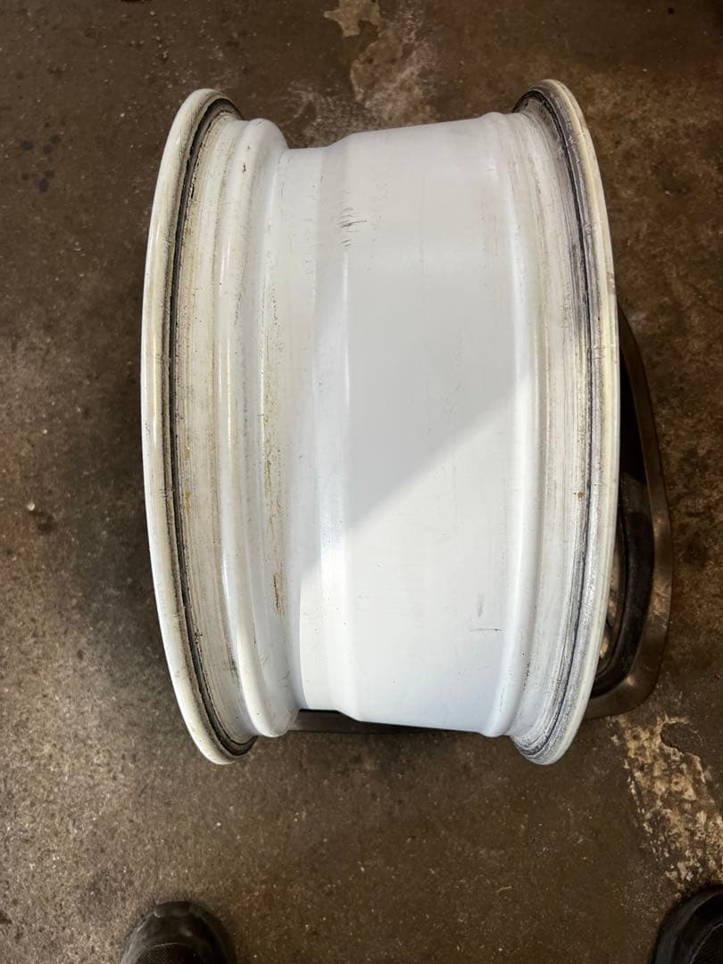 Sparco 17インチ ホワイトホイール