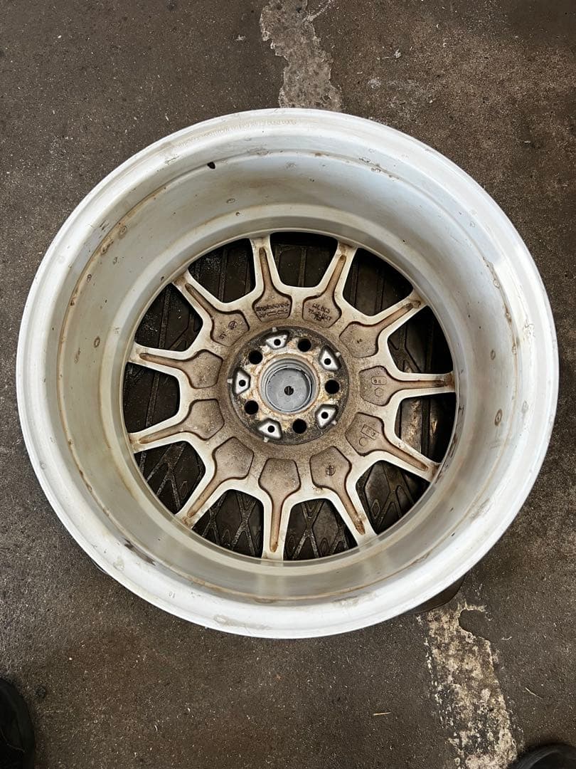 Sparco 17インチ ホワイトホイール