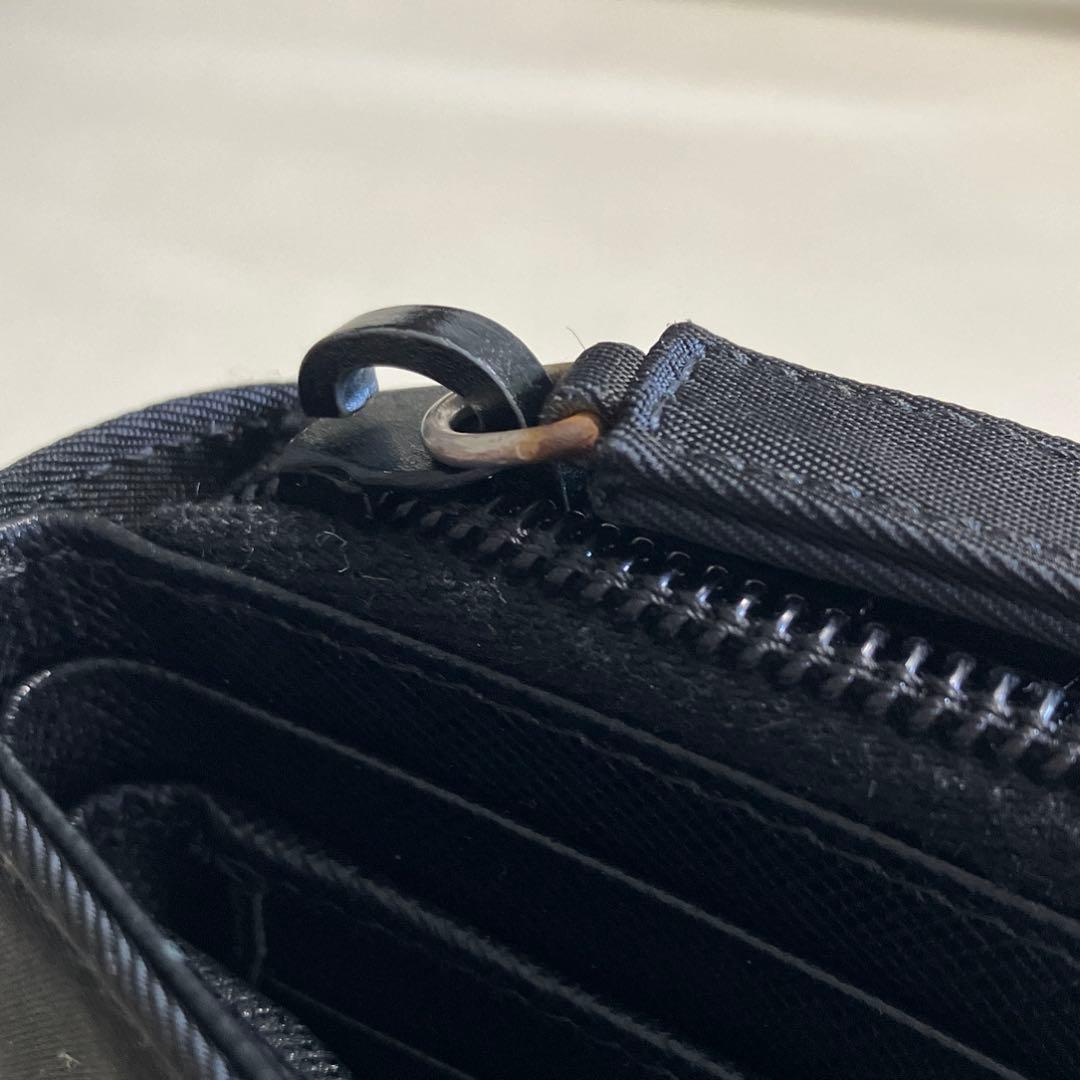 PRADA プラダ　ナイロン　ラウンドファスナー　二つ折り財布　ブラック　訳アリ