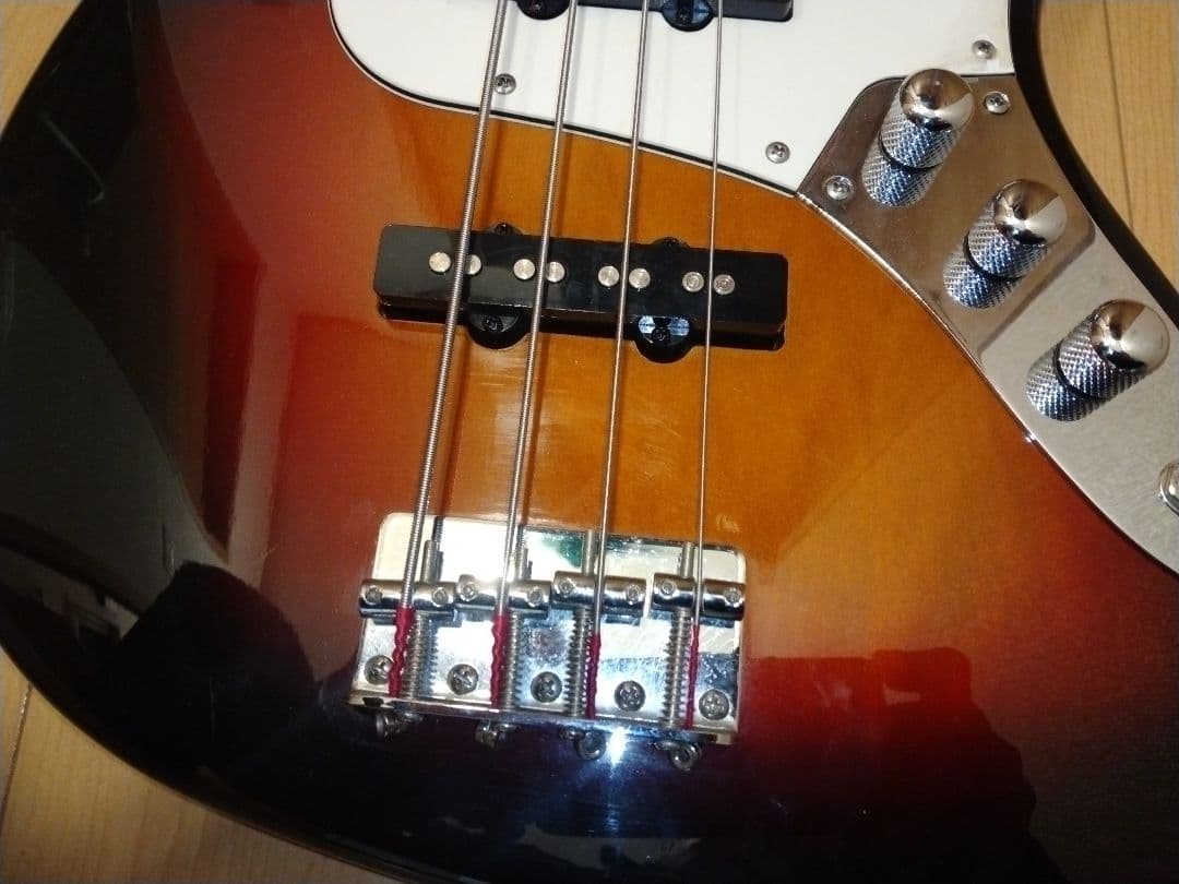 ベース　Bacchus universe BJB-300