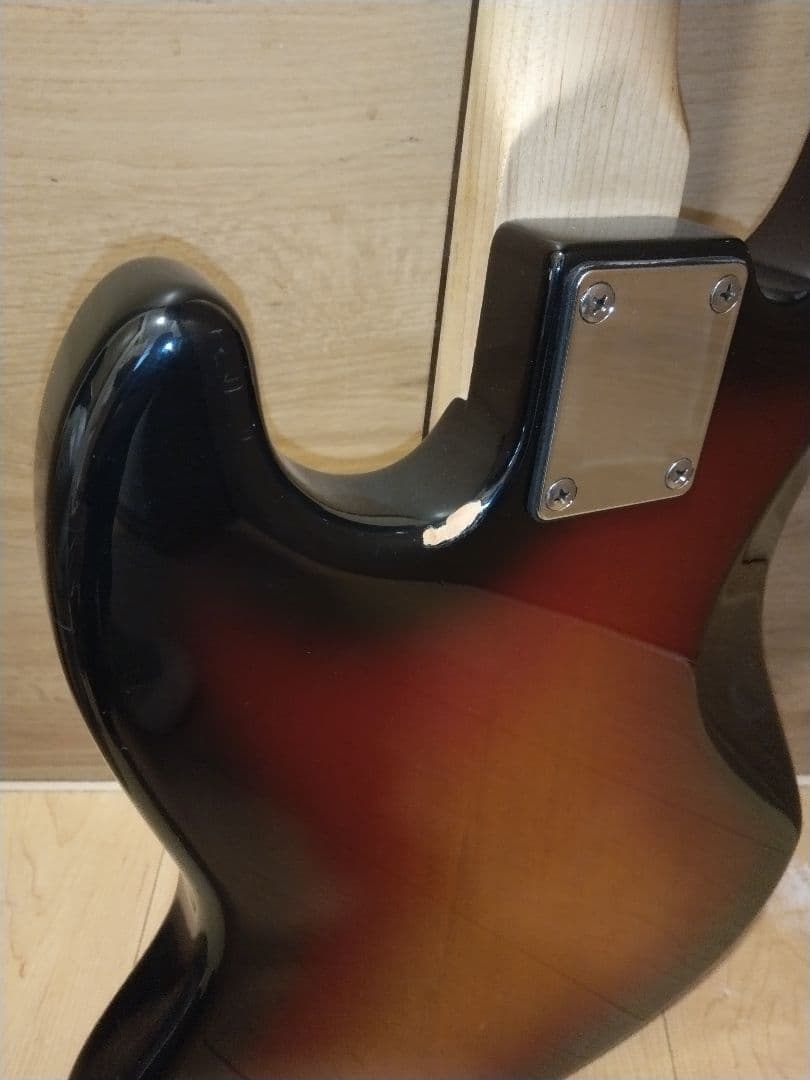 ベース　Bacchus universe BJB-300