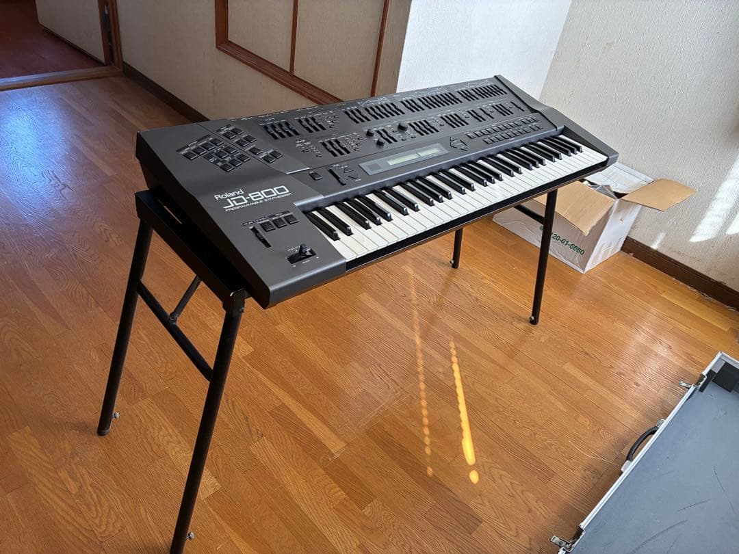 c*s様 (再出品)Roland JD-800 シンセサイザー 61鍵