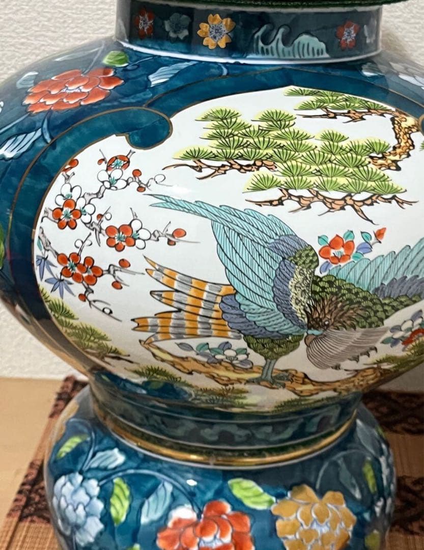 金龍窯　博山作　 沈香壺　 壺