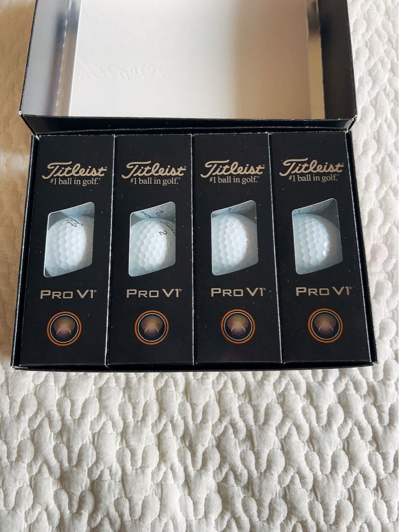 【新品未使用】タイトリスト PRO V1 2025年モデル 1ダース