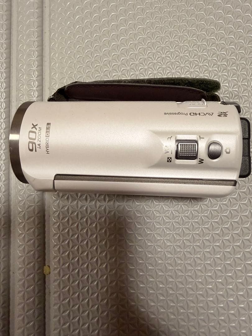 R*o様 Panasonic HDC-V360MフルHD ビデオカメラ 本体