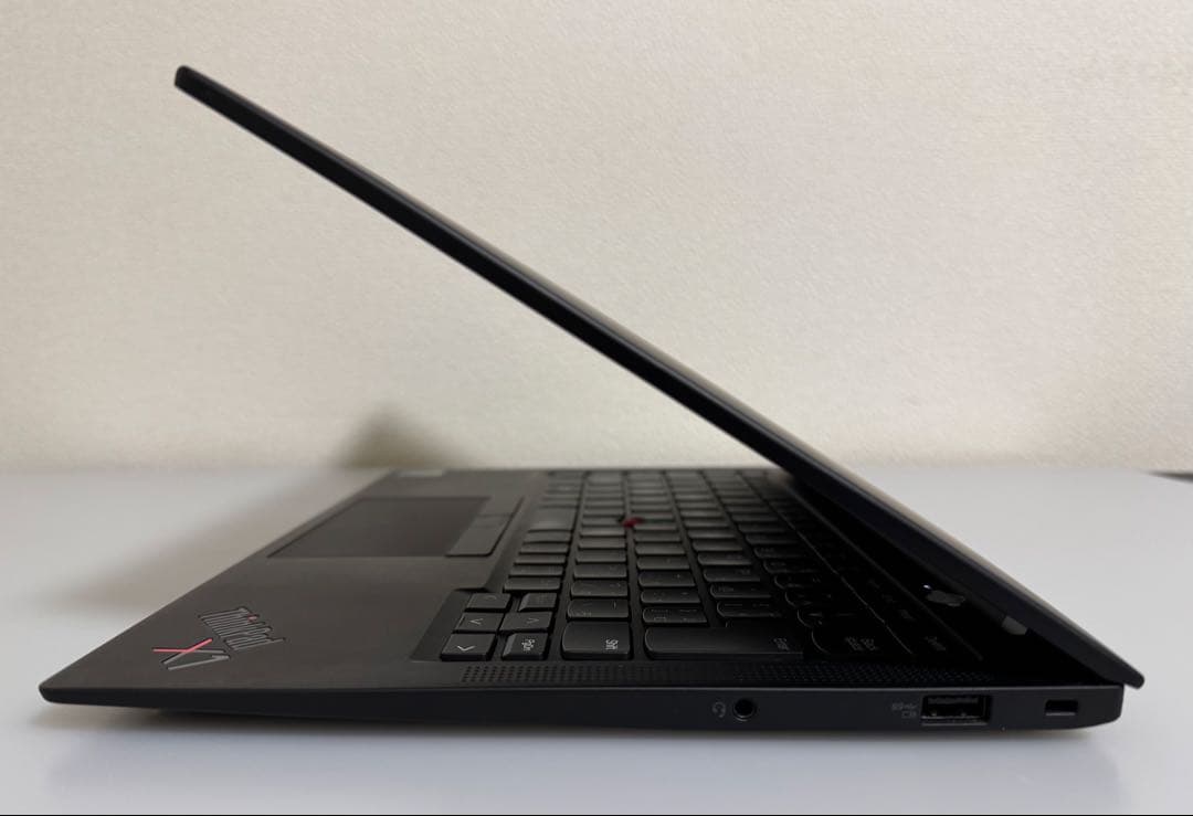 Lenovo X1 Carbon Gen9 14型 Office バッテリ83%