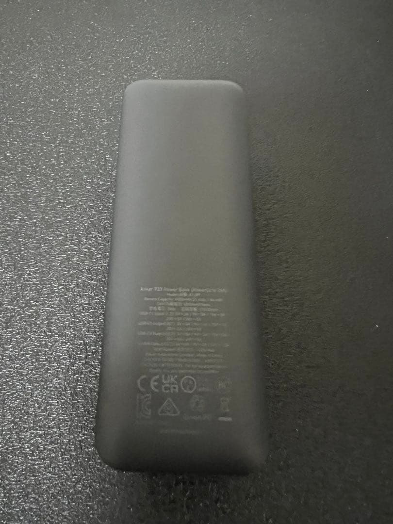スマホアクセサリー Anker 737