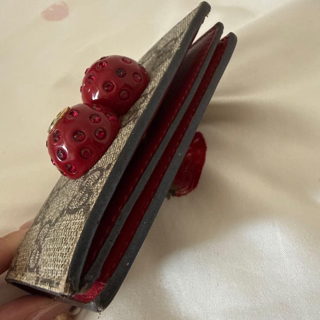 GUCCI さくらんぼ 財布