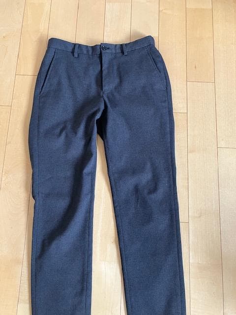 新品半額★ユナイテッドアローズ　セットアップＭ　ダークグレー　スリム　厚質感