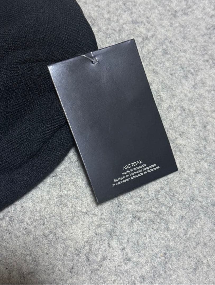 ARC'TERYX ブラックニット帽 新品タグ付き