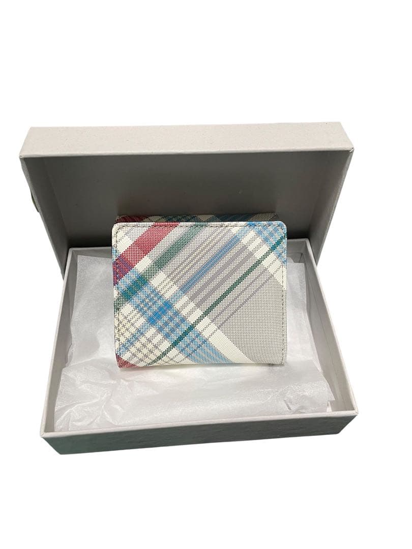 こ*こ様 【新品】vivienne westwood コンパクト財布　マドラス