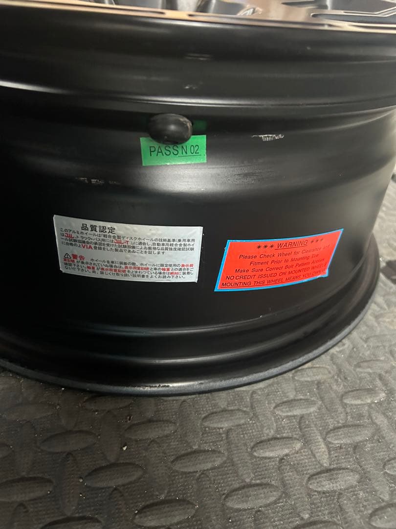 dx4 xtrail 16インチ　7j +30 pcd100 フォレスター　XV