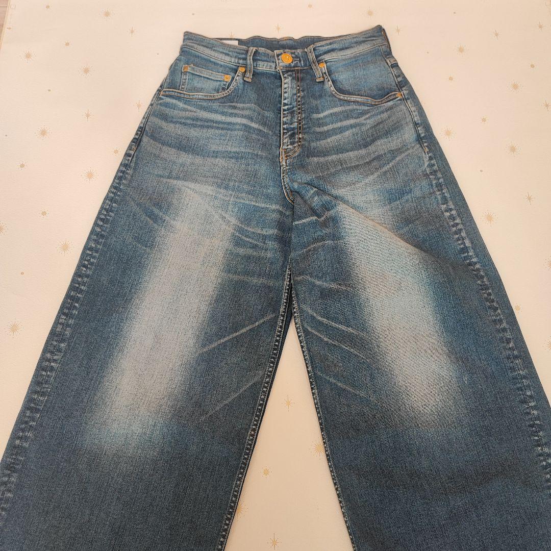 【SURT】ルーズシルエットデニム　Mサイズ　現行品完売サイズ！