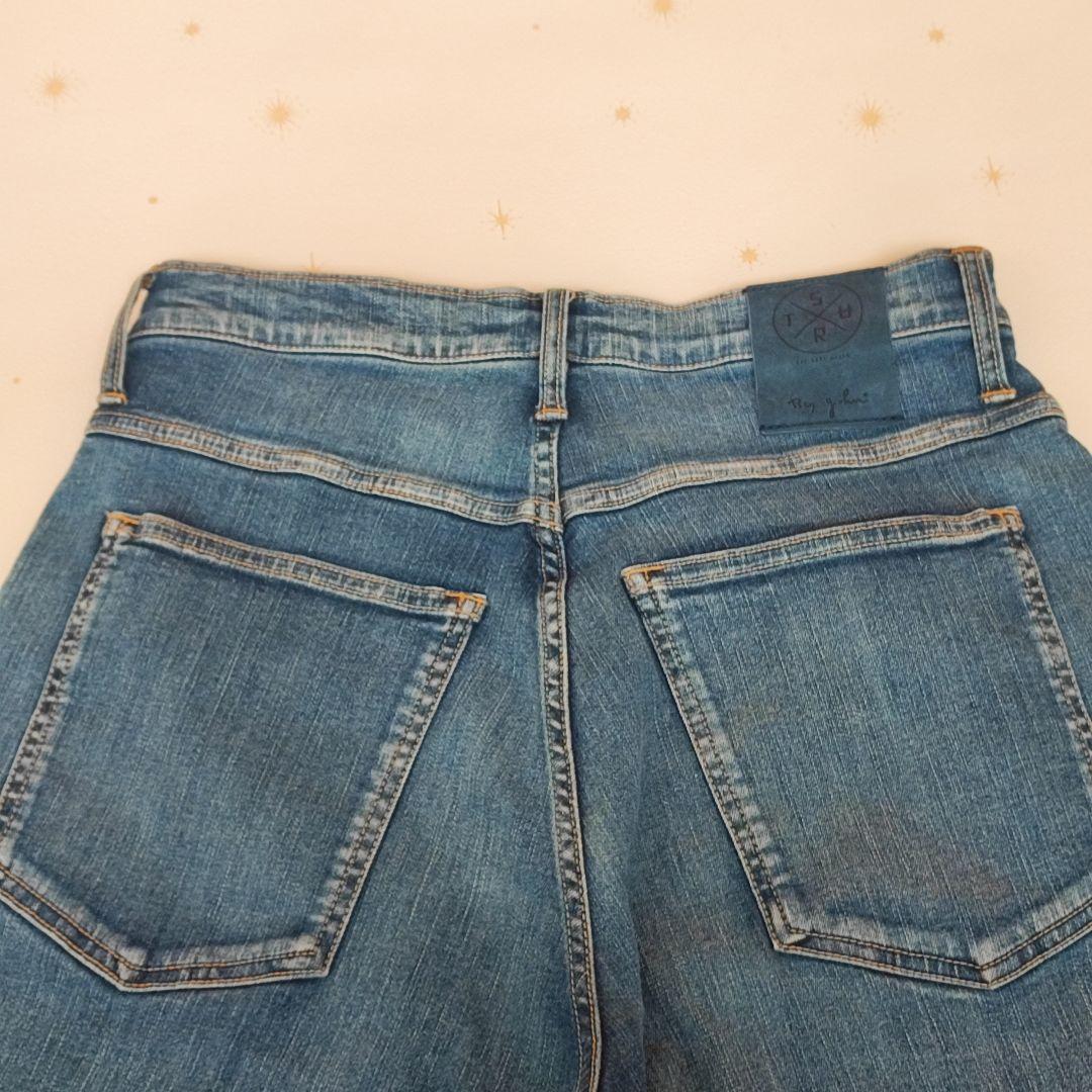 【SURT】ルーズシルエットデニム　Mサイズ　現行品完売サイズ！