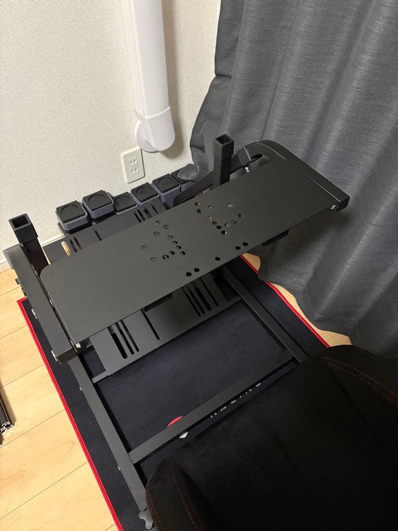 ストラッセ RCZ01 STRASSEレーシングシミュレーター コックピット