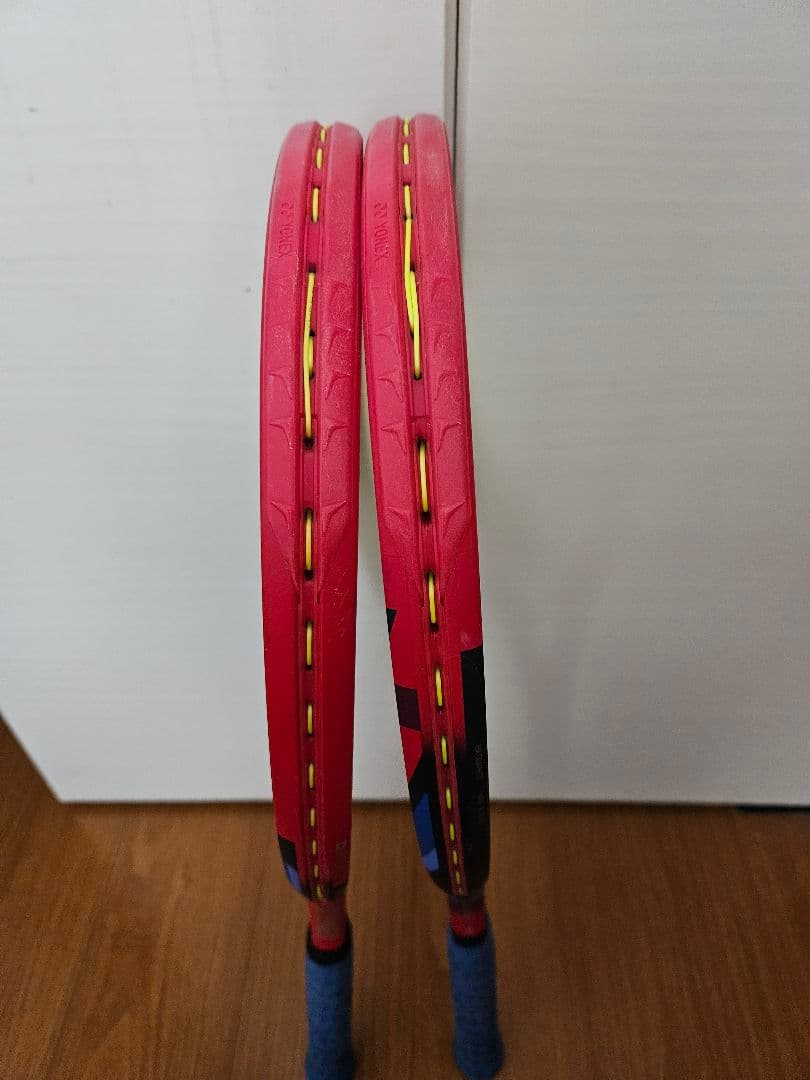コ*ィ様 YONEX Vcore2023 100 G2 テニスラケット 2本セッ
