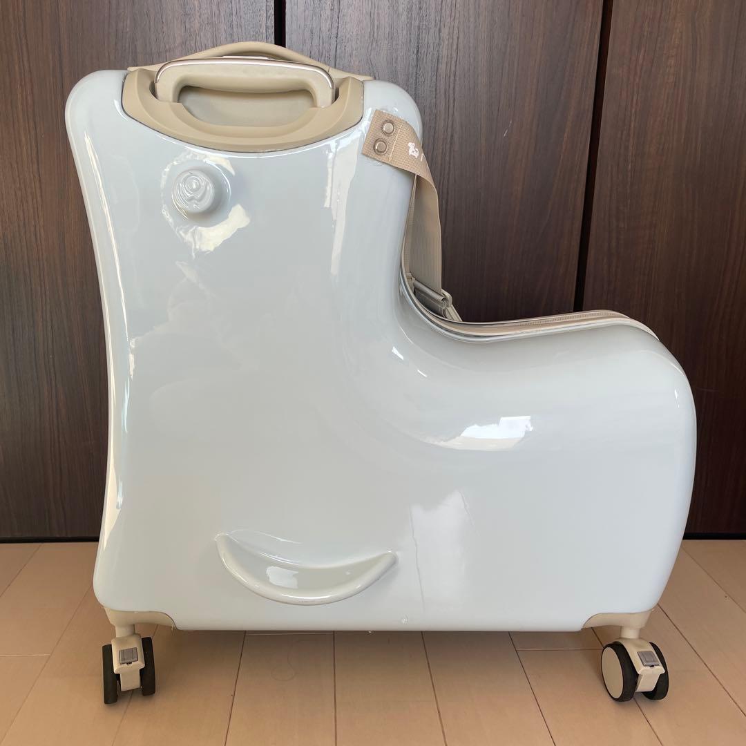 NORICCOノリッコ　子供が乗れるキャリーケーススーツケース
