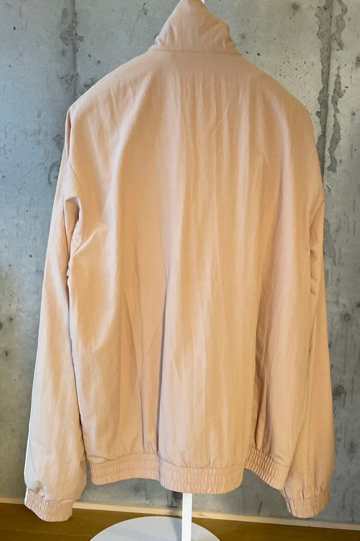 新品　adidas ヌーディベージュ　ジャージ上　メンズS