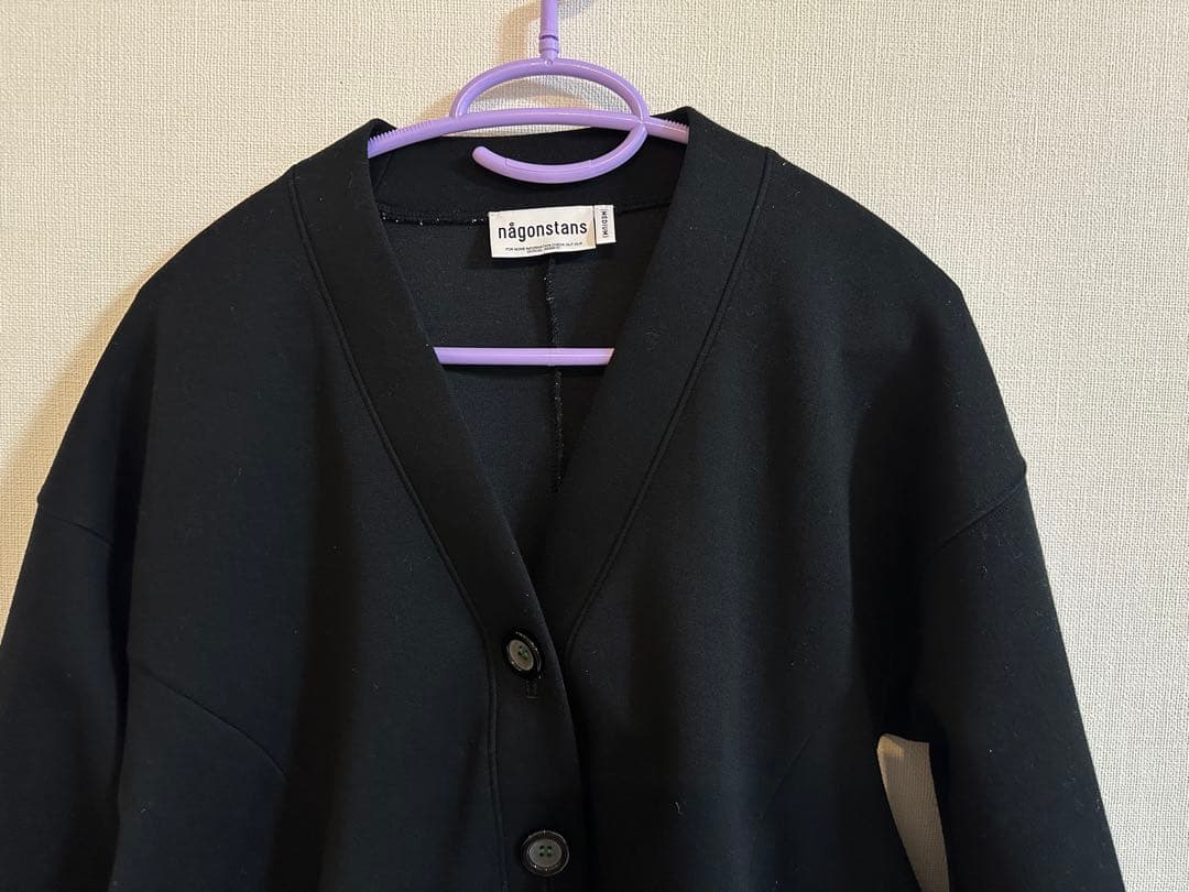 curve drape cardigan ブラック　nagonstans