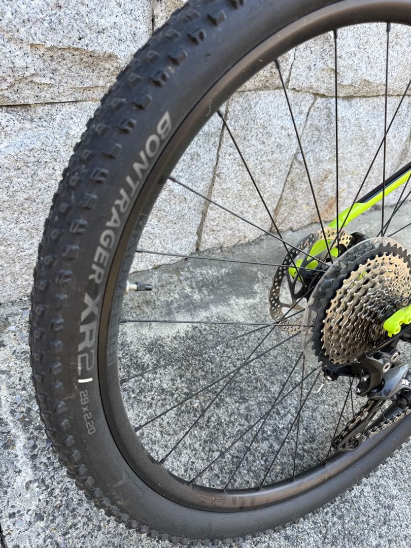 TREK X-Caliber 9 サイズ17.5 MTB 蛍光黄色