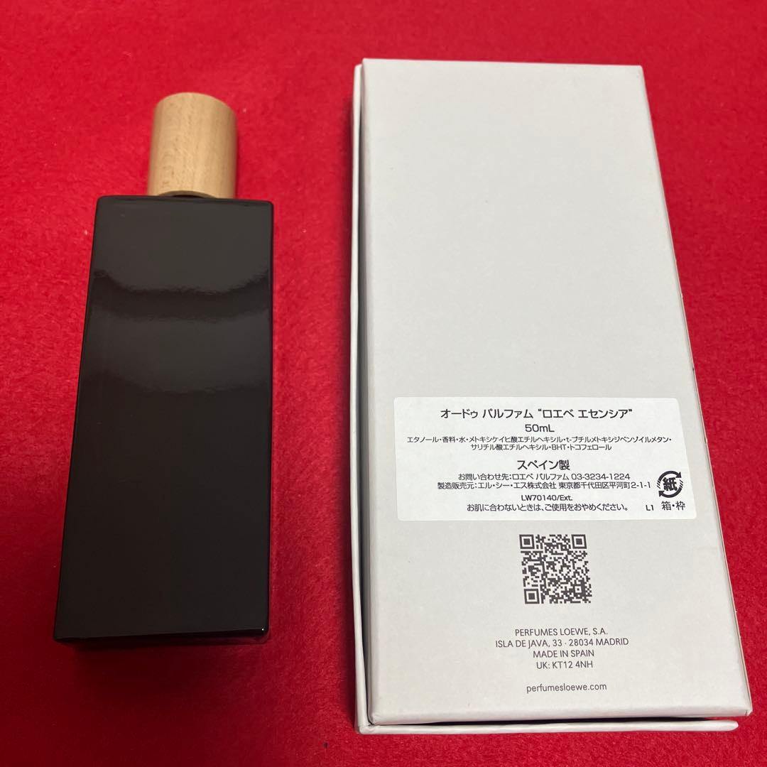 箱付き LOEWE エセンシア Eau de Parfum 50ml