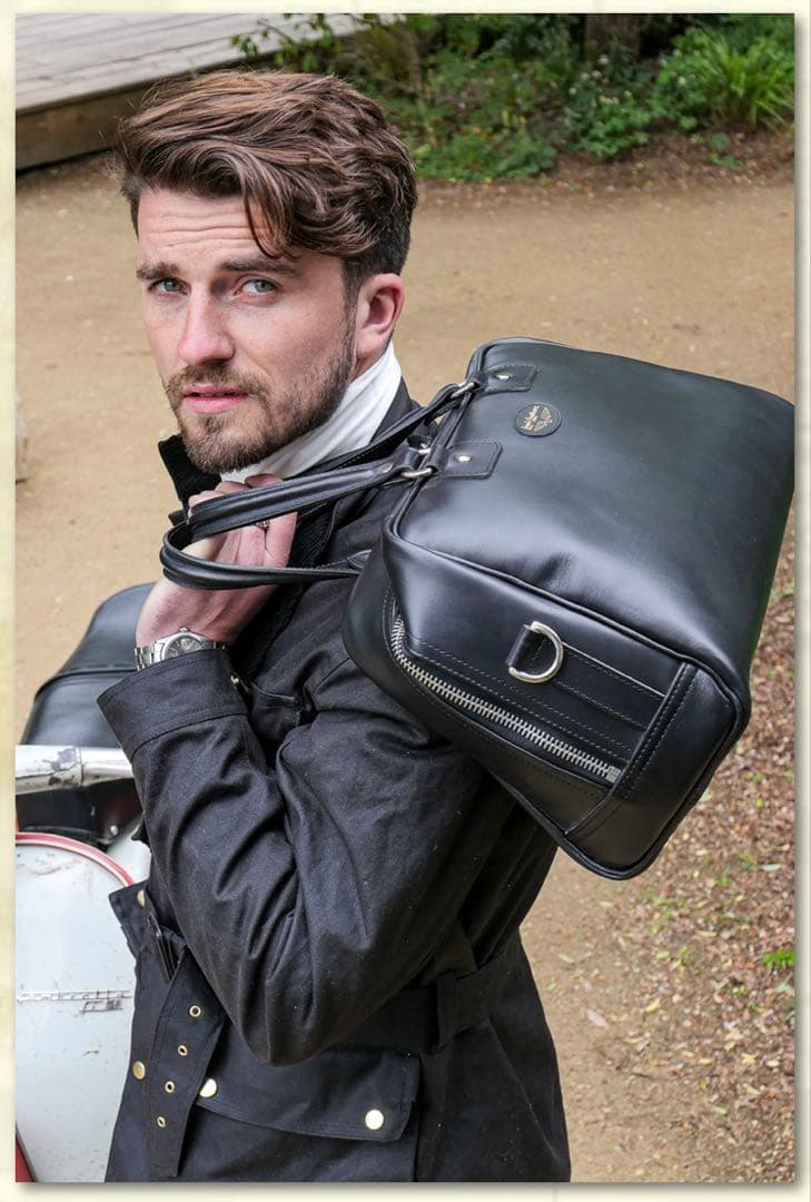 バッグ Lewis Leathers helmet bag made in UK