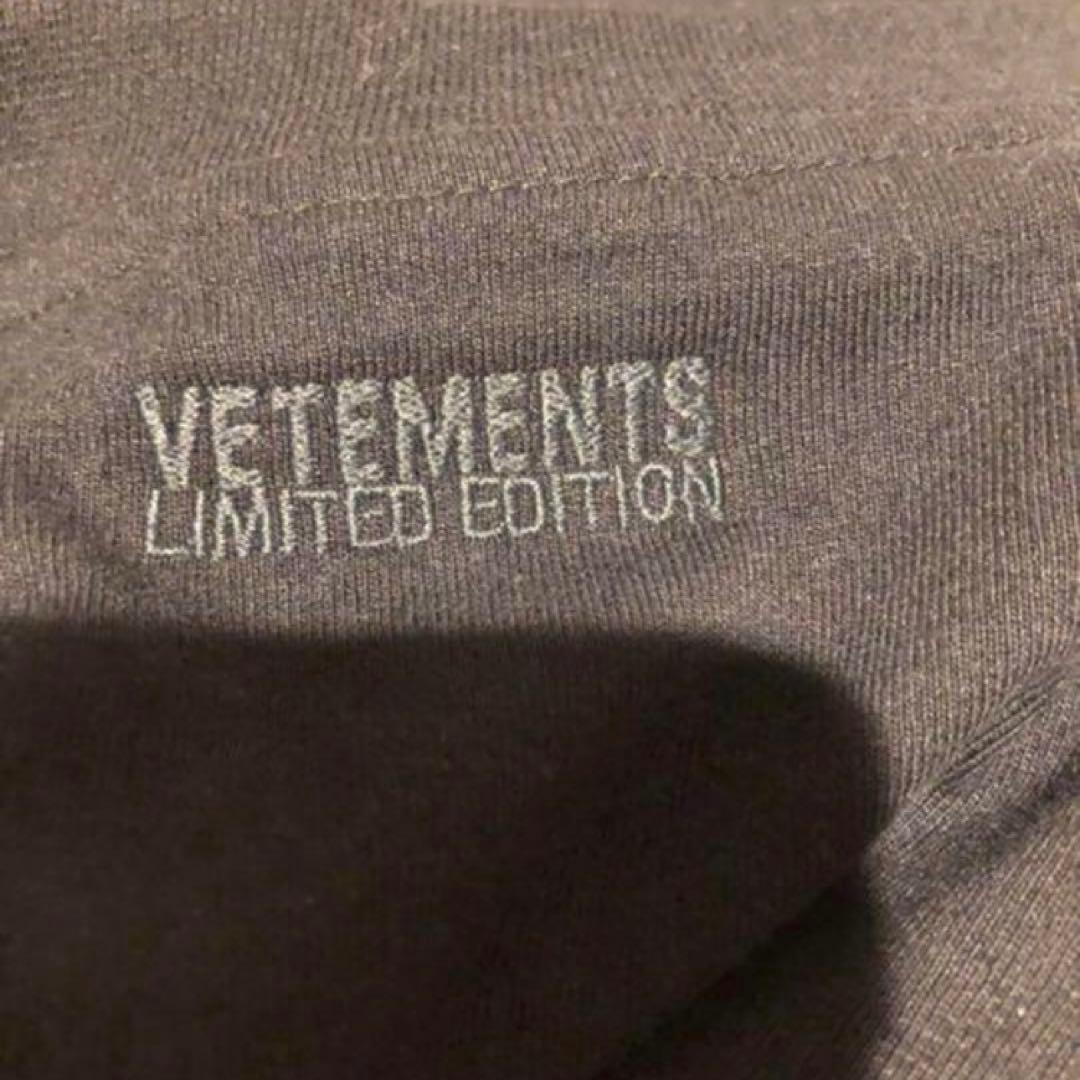 VETEMENTS ヴェトモン ロゴ Tシャツ