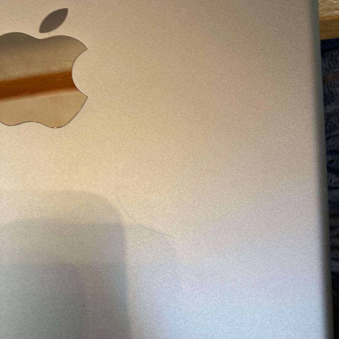 Apple iPad (第5世代) 128GB シルバー