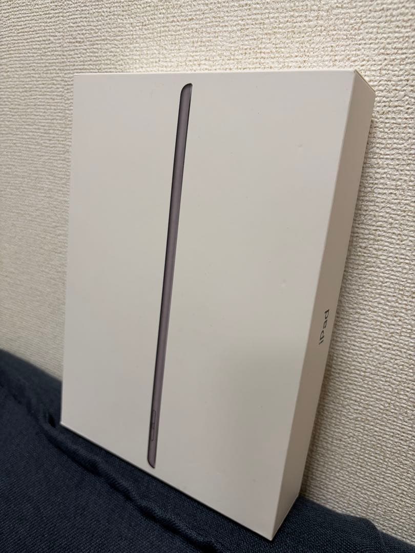 Apple iPad 第７世代 32GB Wi-Fi＋Cellular