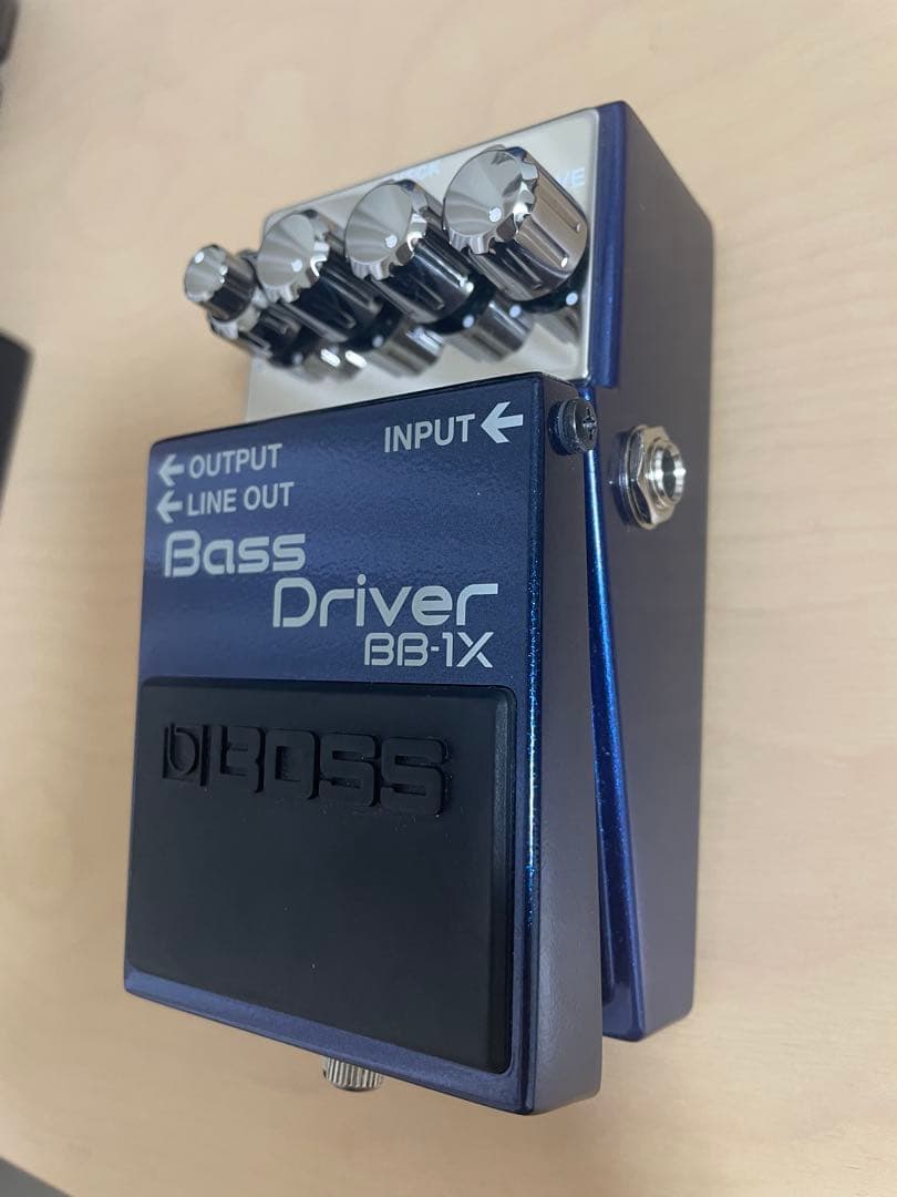 BOSS Bass D BB-1X ベース用プリアンプ