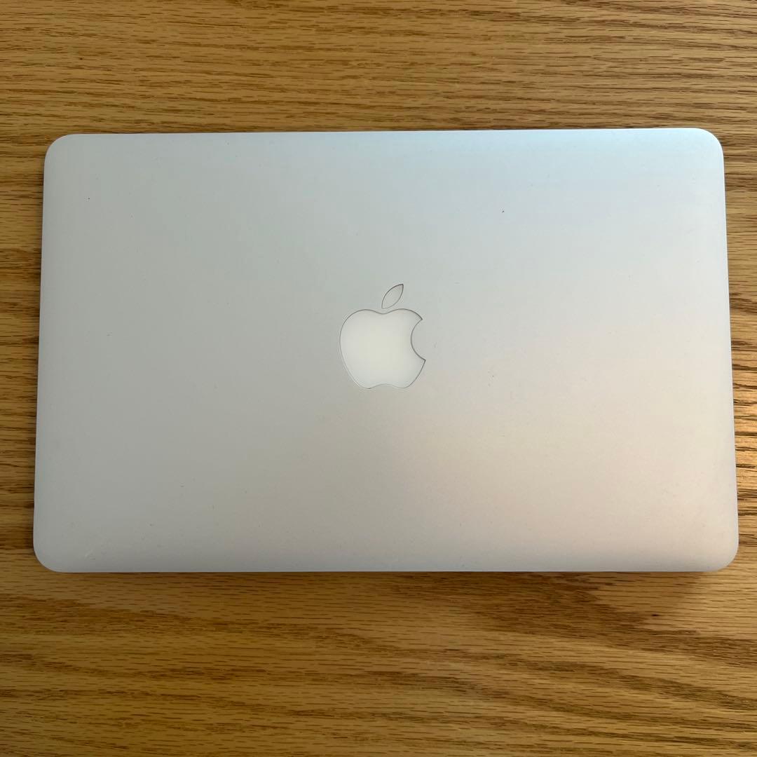 Apple MacBookAir11インチ シルバー 充電器、充電延長コード付き