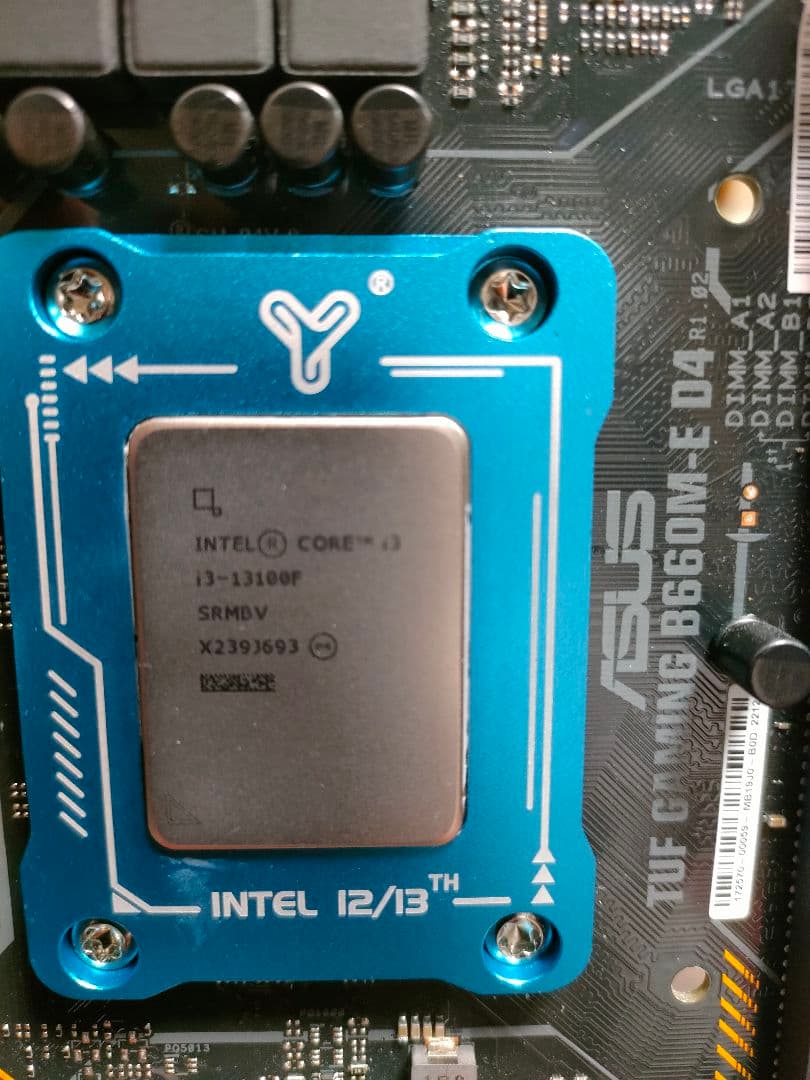 corei3-13100FとマザーボードB660M-E D4