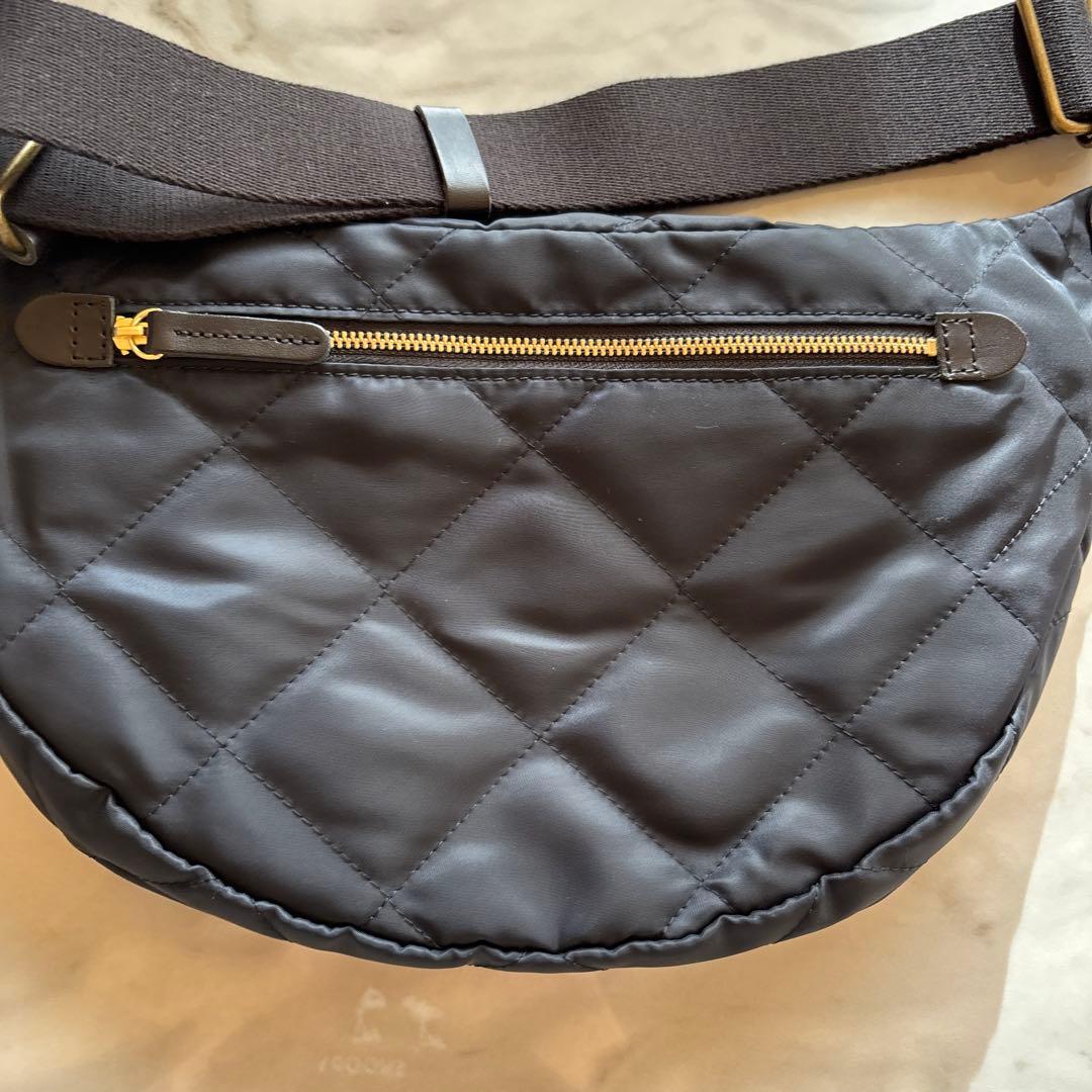 クレドランボディバック黒　超美品